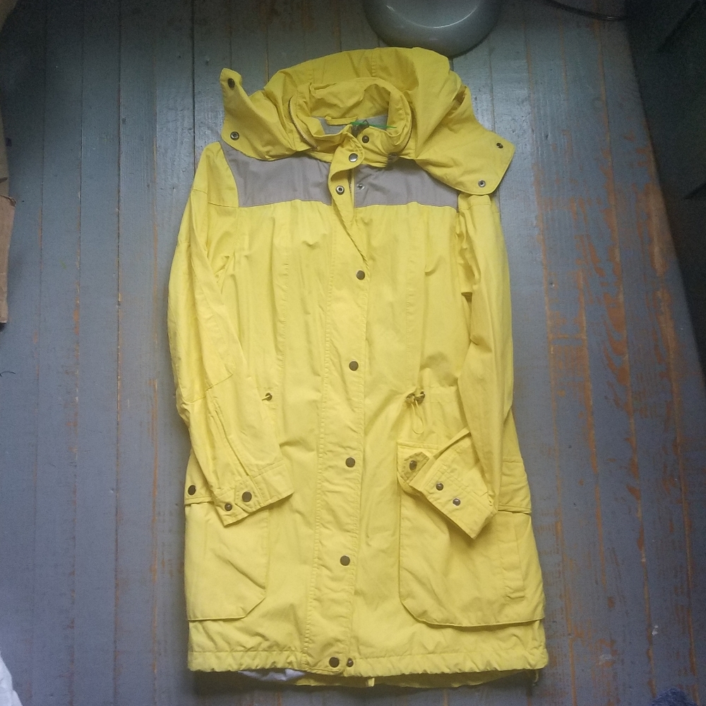 GAP Lined Rain Jacket Zipper Yellow